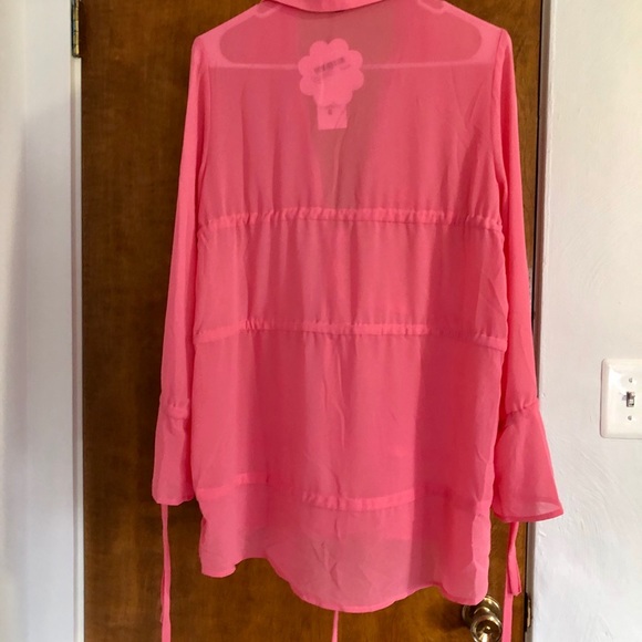 Flowy bubblegum pink blouse - Picture 2 of 4